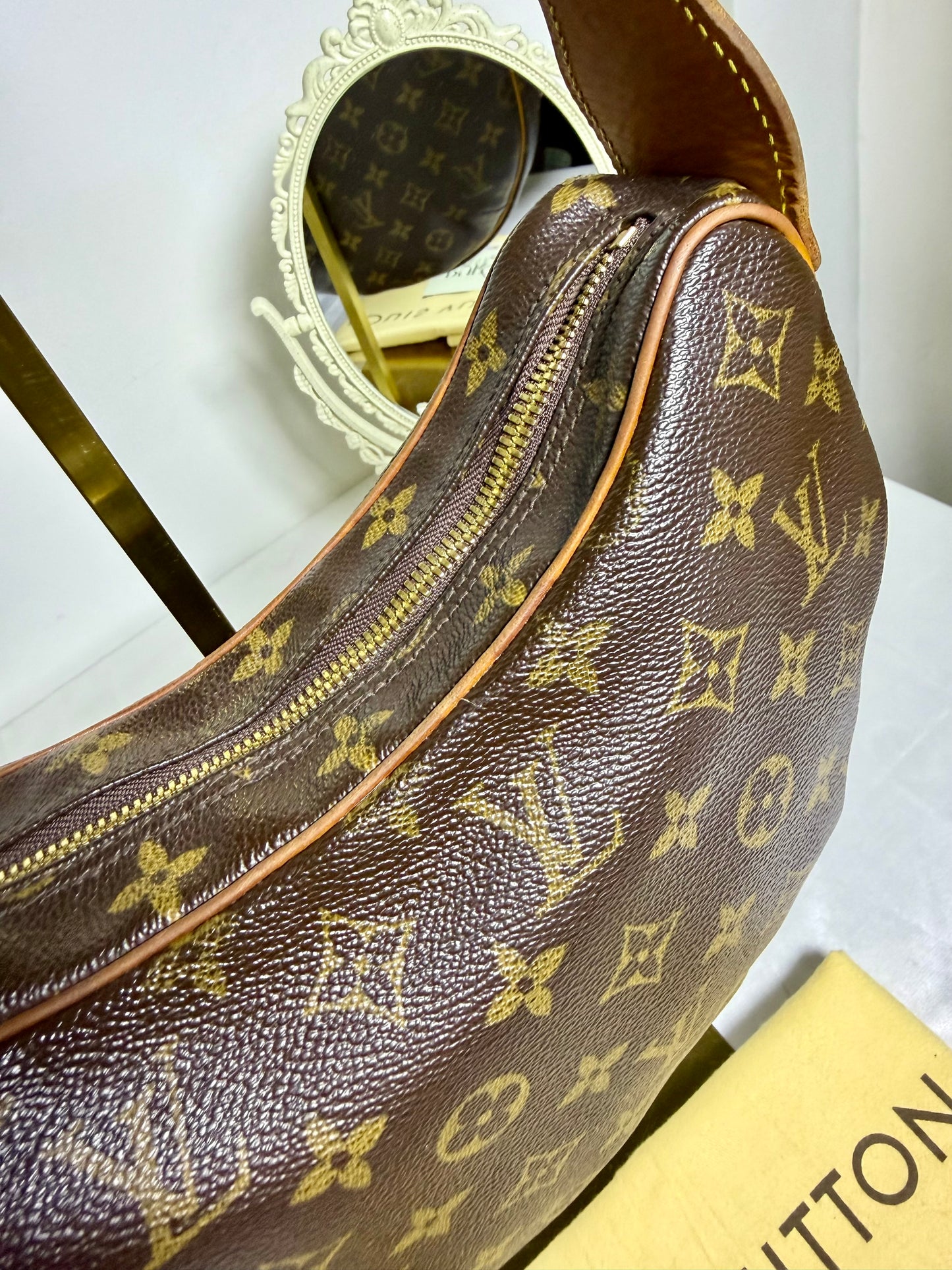 Authentic LOUIS VUITTON Croissant MM Canvas Monogram Hobo Shoulder Bag
