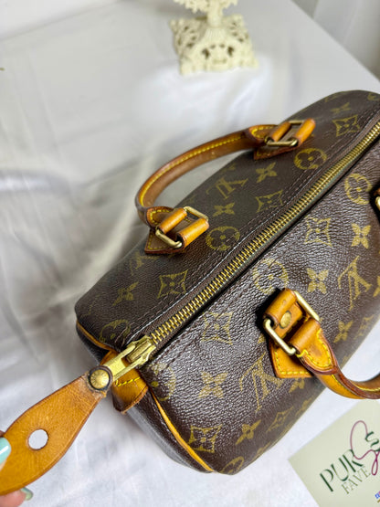 Authentic LOUIS VUITTON Speedy 25 Brown Monogram Canvas Satchel Handbag
