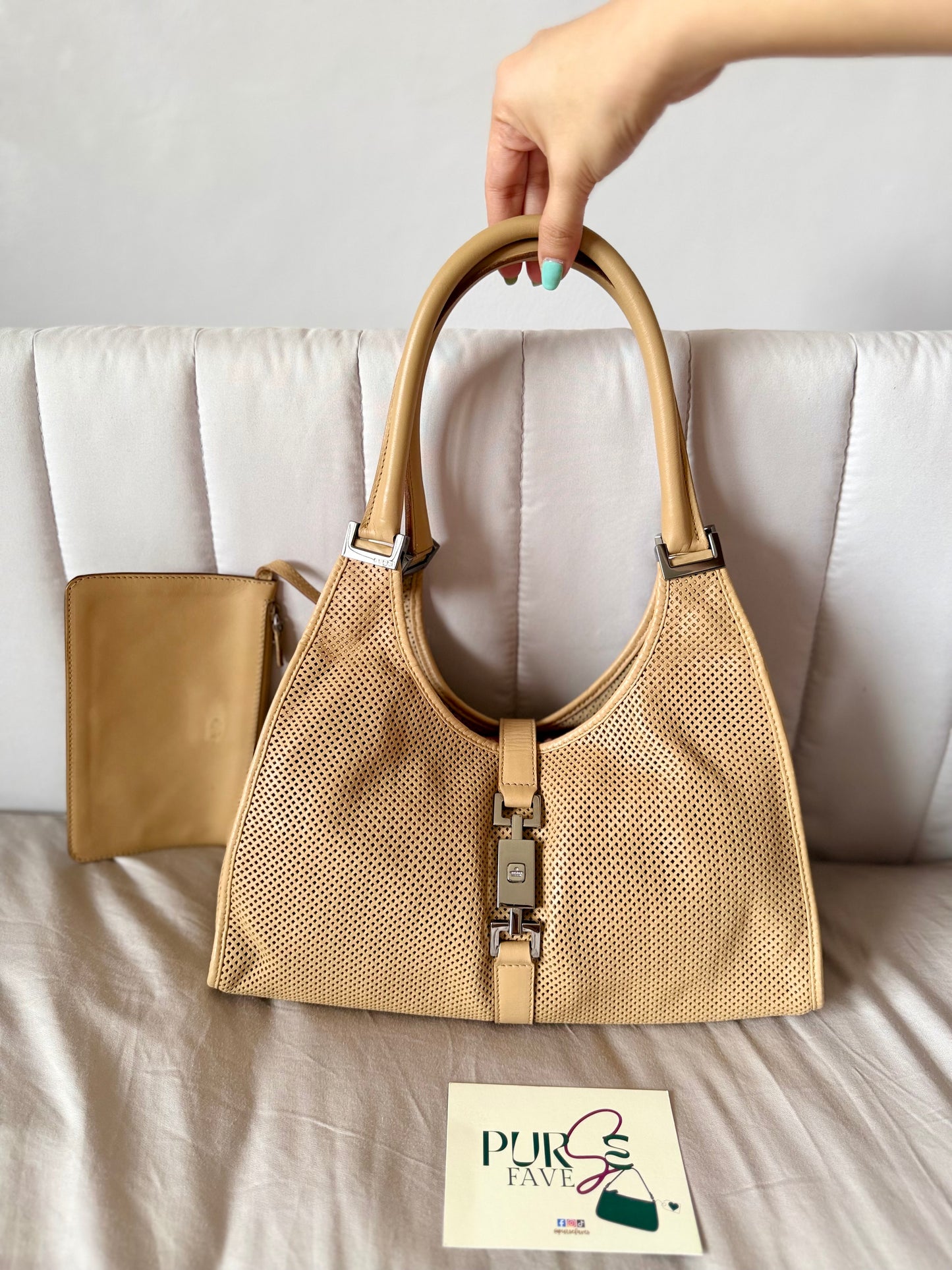 Authentic GUCCI Perforated Leather Jackie x Bardot Tan Hobo Shoulder Bag w/ Pouch (Rare/Limited)