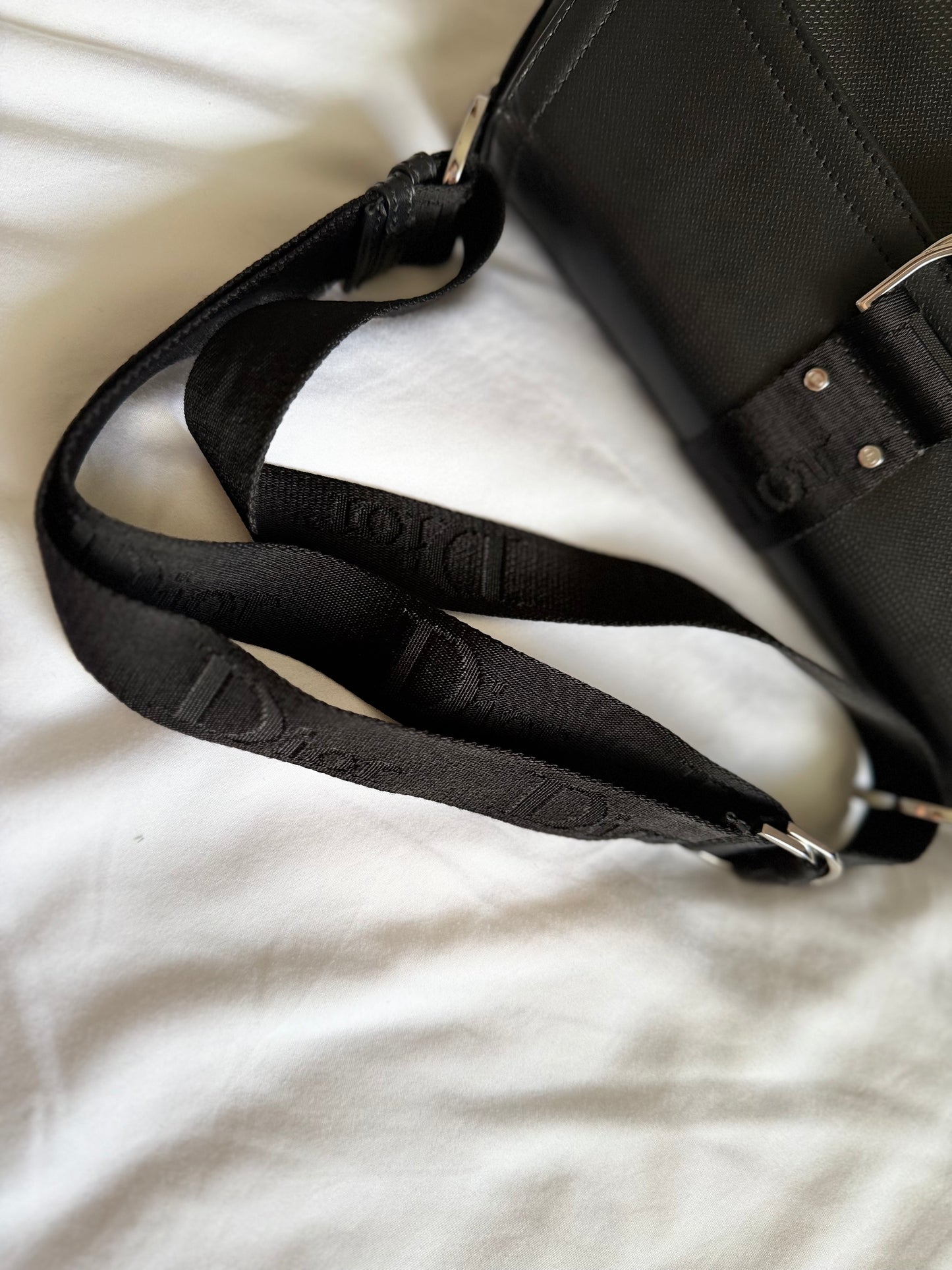 Authentische Christian Dior Hardcore Vintage Schultertasche aus schwarzem Leder
