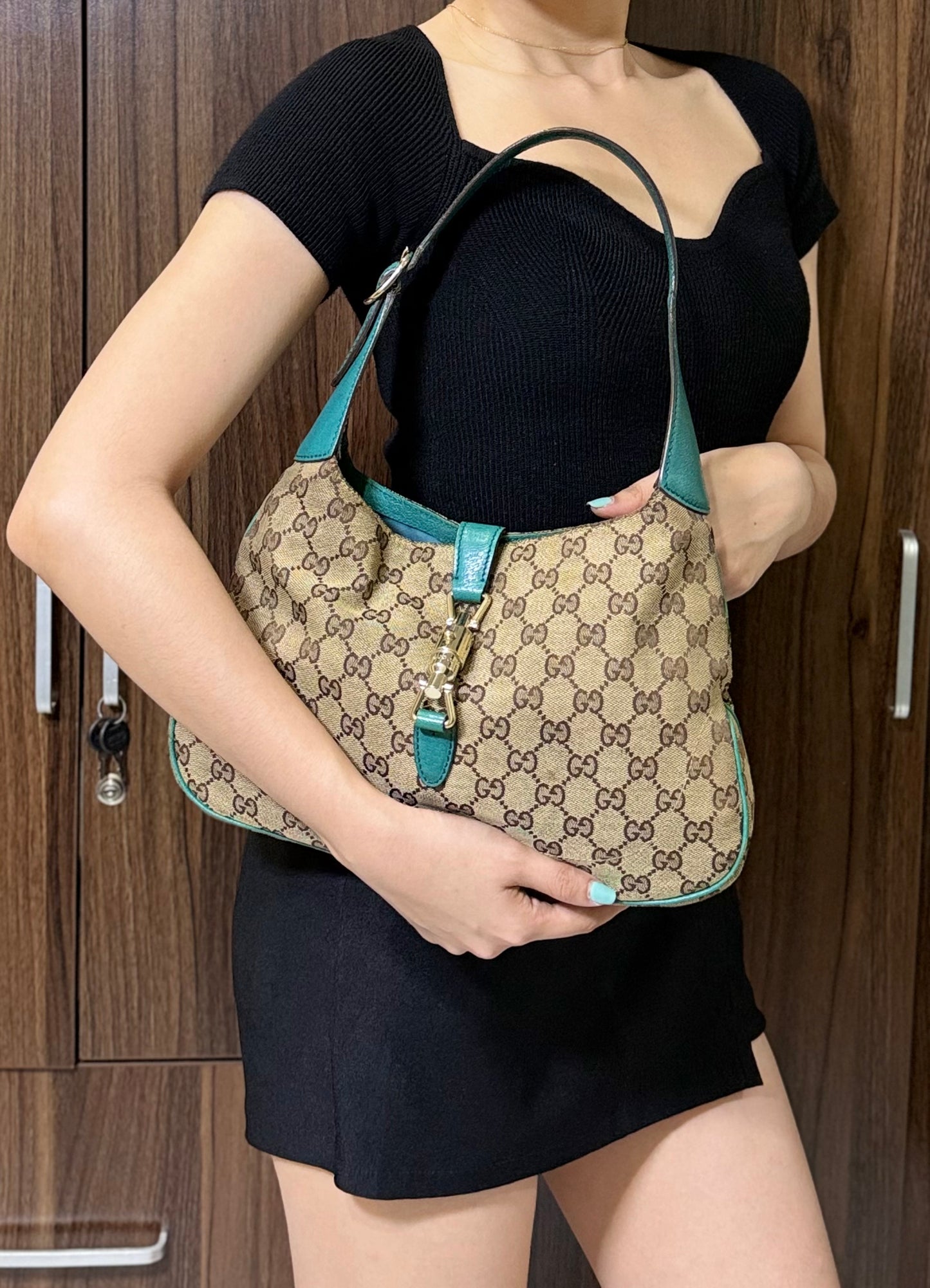 Authentic GUCCI Jackie 1961 Medium Beige GG Canvas x Teal Leather Trims Hobo Shoulder Bag