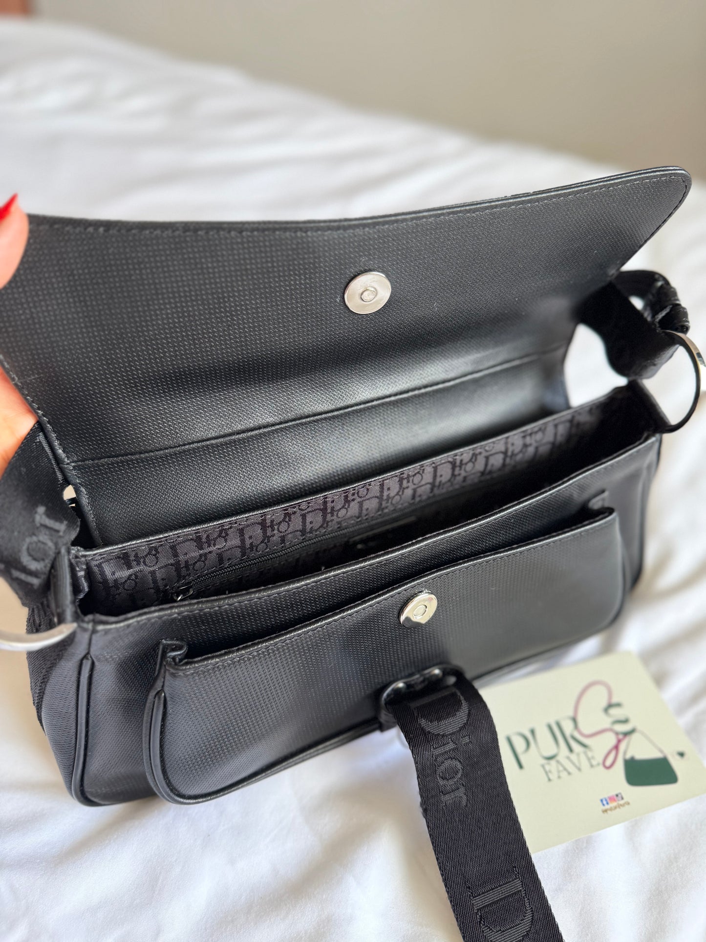 Authentische Christian Dior Hardcore Vintage Schultertasche aus schwarzem Leder