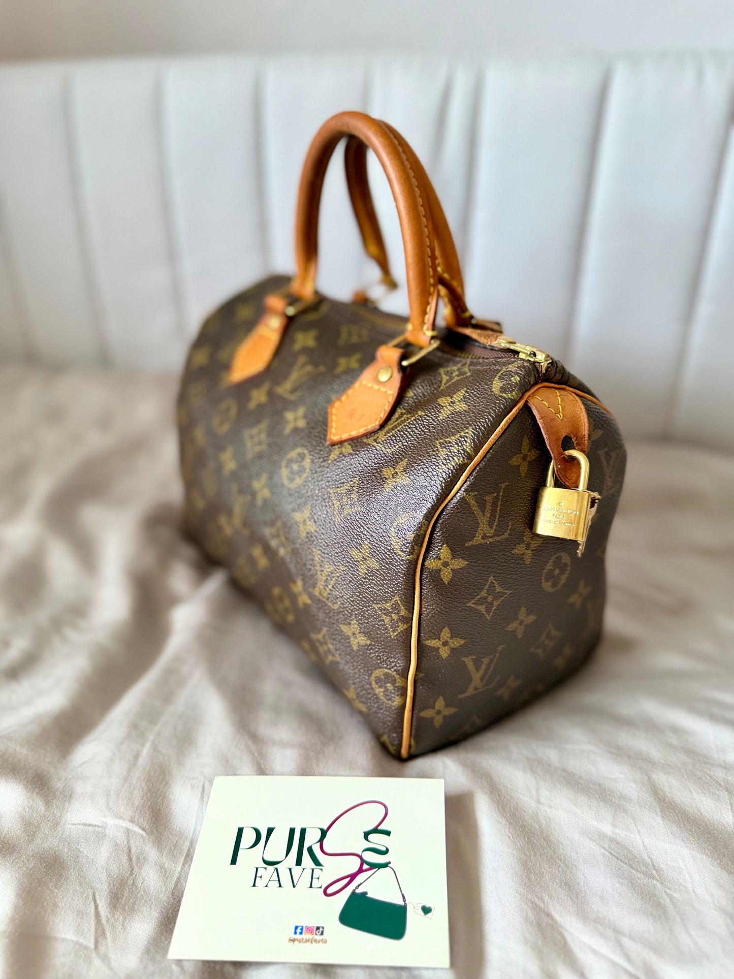 Authentic LOUIS VUITTON Speedy 25 Brown Monogram Canvas Satchel Handbag