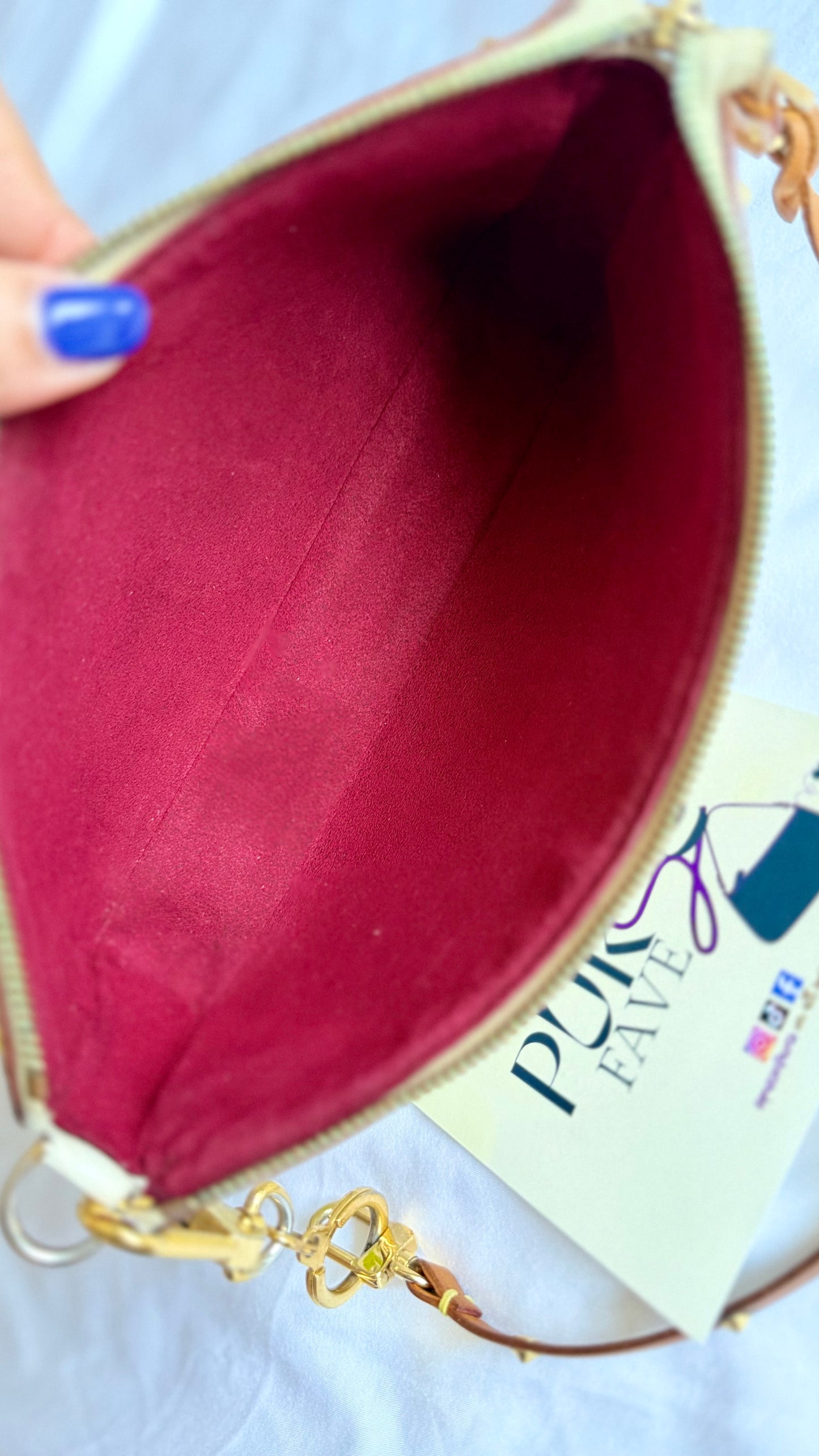 Authentic LOUIS VUITTON × TAKASHI MURAKAMI White Multicolor Pochette Shoulder Bag