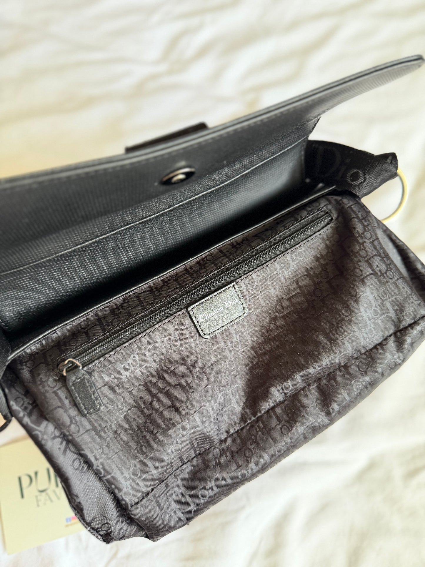 Authentische Christian Dior Hardcore Vintage Schultertasche aus schwarzem Leder