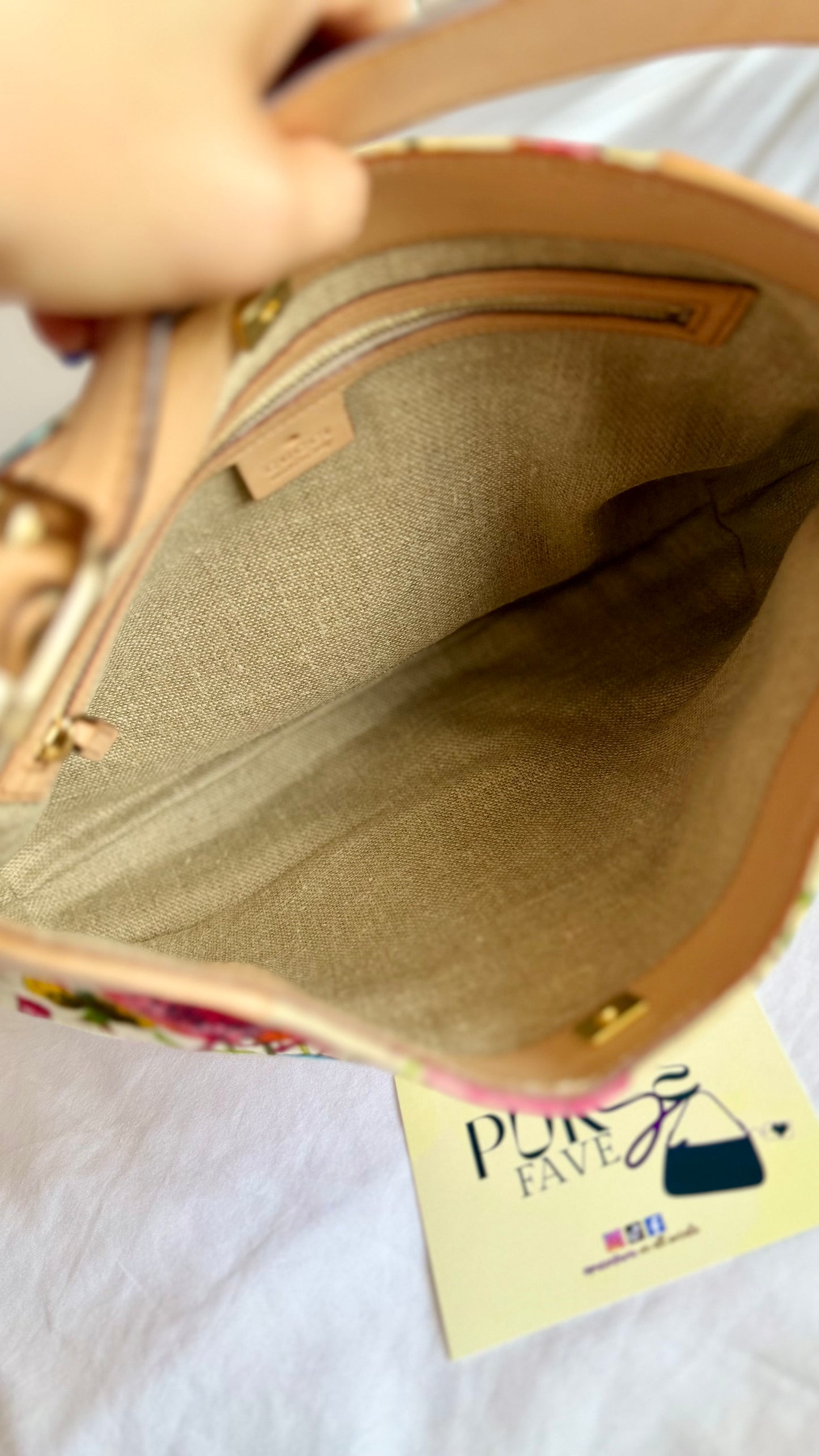 Authentic Vintage GUCCI Hasler Horsebit Flora Canvas Hobo Shoulder Bag