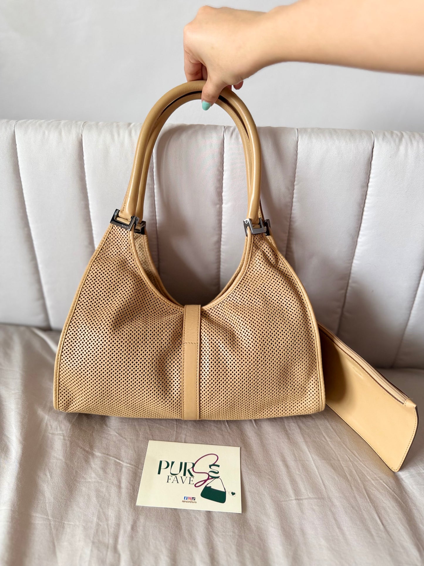 Authentic GUCCI Perforated Leather Jackie x Bardot Tan Hobo Shoulder Bag w/ Pouch (Rare/Limited)