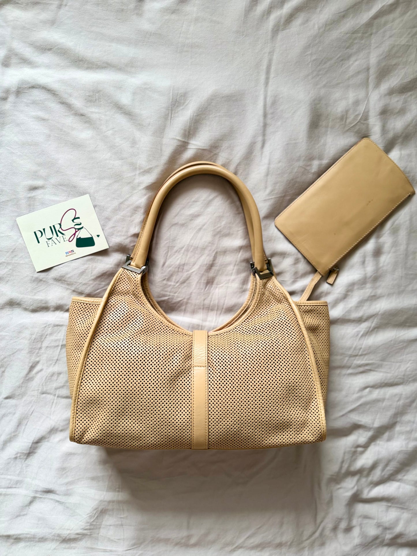 Authentic GUCCI Perforated Leather Jackie x Bardot Tan Hobo Shoulder Bag w/ Pouch (Rare/Limited)