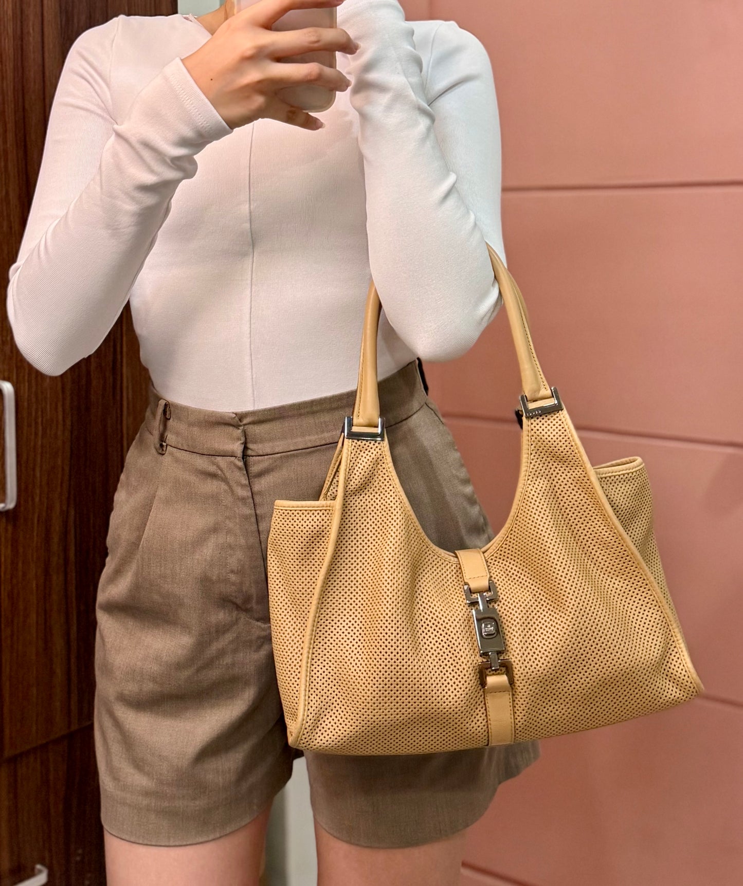 Authentic GUCCI Perforated Leather Jackie x Bardot Tan Hobo Shoulder Bag w/ Pouch (Rare/Limited)