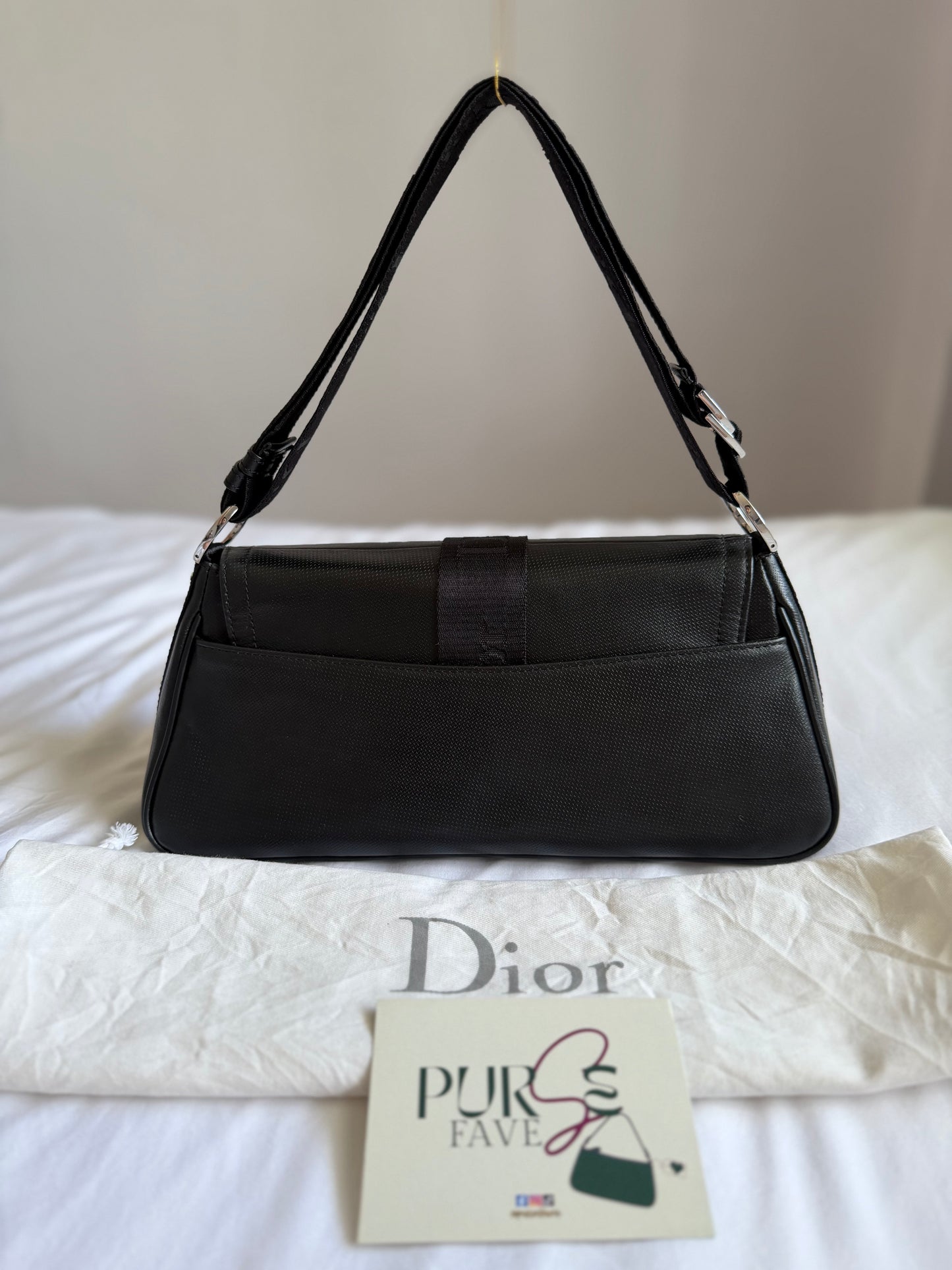 Authentische Christian Dior Hardcore Vintage Schultertasche aus schwarzem Leder